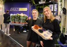At Multi Tray's stand, guests were well looked after by Merel van Heugten and Sam Diemans. Multi Tray showed various options for flower trays.